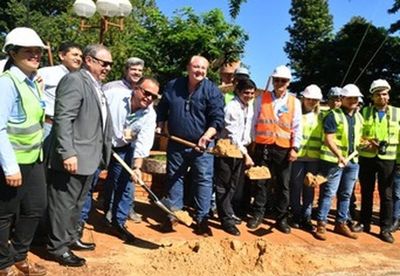 Obras de revitalización en el Hospital Regional de CDE