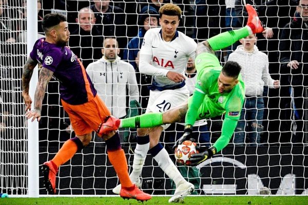 Ventajas para Reds y Spurs - Edicion Impresa - ABC Color