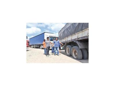 Camioneros protestan por estado del predio de la ANNP en  Falcón