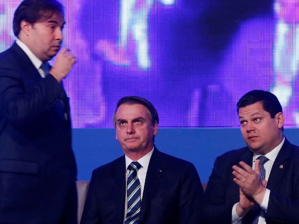 Los 100 días de Bolsonaro sin base, con poco apoyo y proyecto incierto