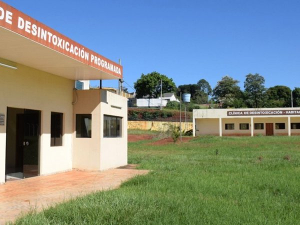 Clínica de desintoxicación funciona a medias por falta de equipamiento