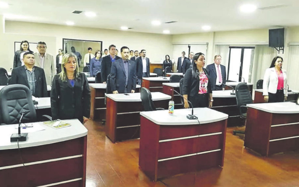 Junta rechaza control de asistencia a funcionarios | Diario Vanguardia 06