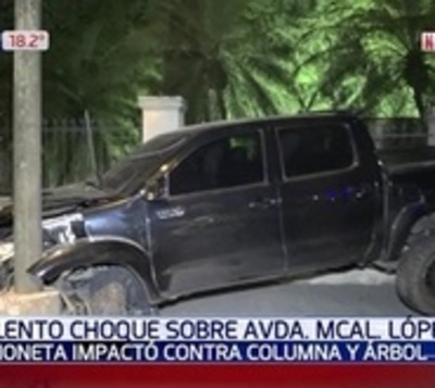 Joven termina con heridas leves tras choque sobre Mariscal López  - Paraguay.com
