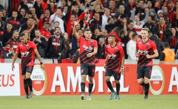 HOY / Paranaense vence con lo justo al Tolima y mantiene el liderato del Grupo G