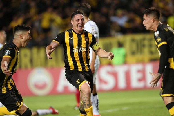 Rodríguez acerca a Peñarol y hunde a Liga | Paraguay en Noticias