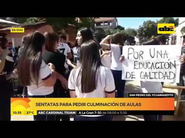 Sentatas para pedir culminación de aulas - Tv - ABC Color