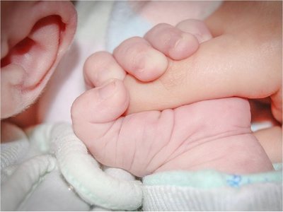 Nace el primer bebé con técnica pionera para tratar infertilidad