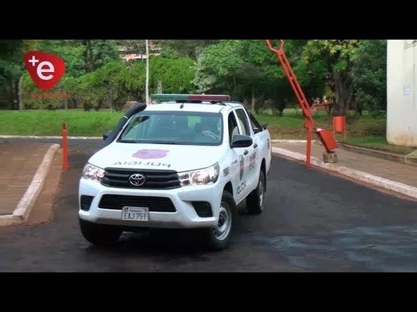 Ladrones se llevan arma y moto de un abuelito mientras descansaba
