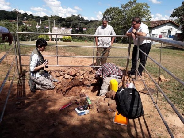 Verifican hallazgo de vestigios históricos en Piribebuy - Nacionales - ABC Color