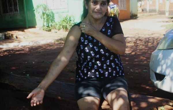 Mujer fue brutalmente golpeada por reclamar minicarga