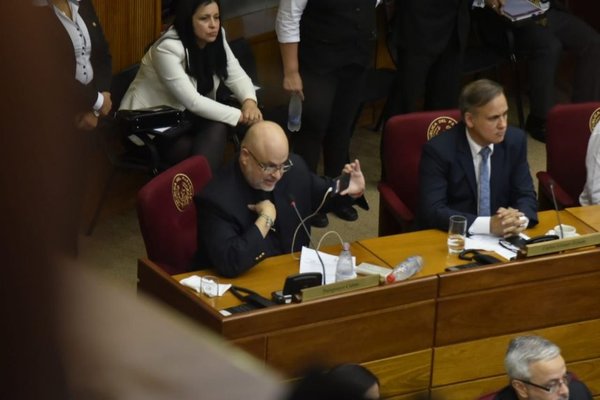 No se definió sanción a Cubas | Paraguay en Noticias