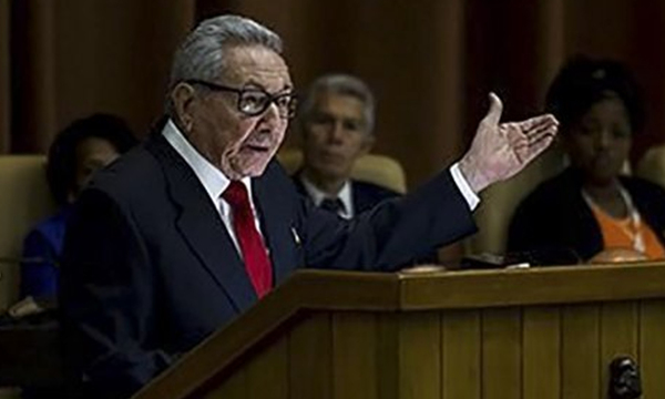 Reaparece Raúl Castro en proclama de nueva Constitución cubana – Prensa 5