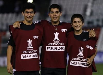 Olimpia: millonaria multa por pasapelotas | Paraguay en Noticias 