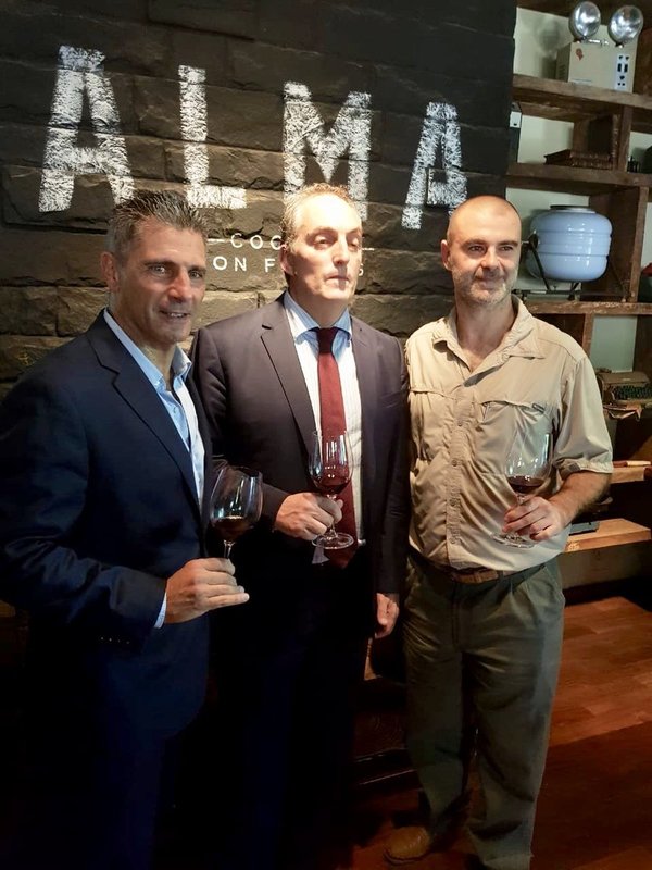 Degustación de vinos uruguayos por la semana del Tannat » Ñanduti