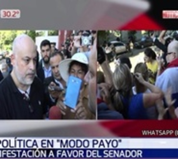 Payo Cubas recibe apoyo de manifestantes en escalinata del Congreso - Paraguay.com