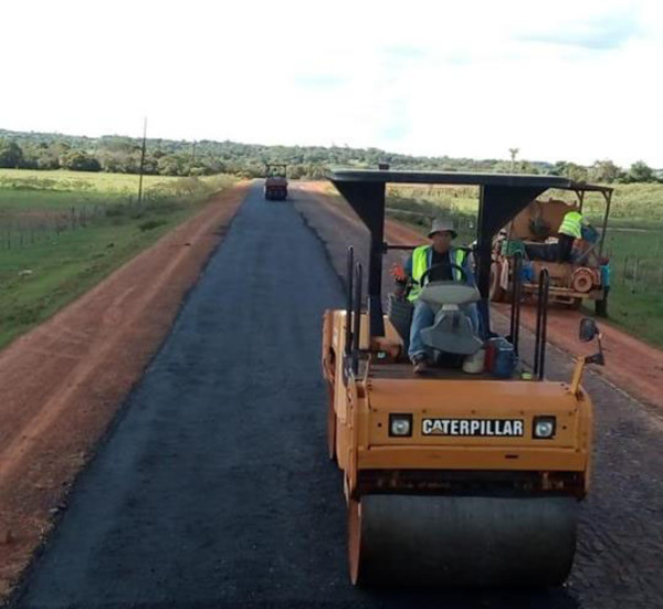 Avanza pavimentación asfáltica sobre empedrado del tramo Iturbe - Maciel - ADN Paraguayo