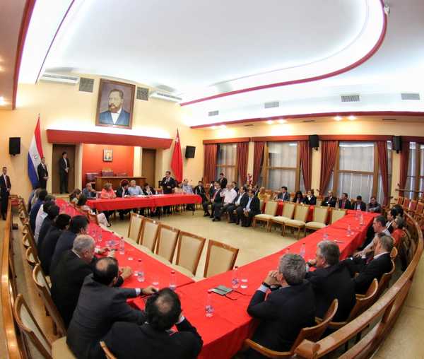 Anuncian unidad en bancadas coloradas - ADN Paraguayo