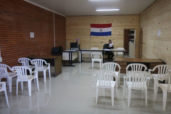 Absuelven a tres personas por estafa