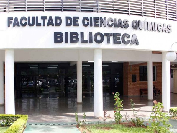 Otra “grave irregularidad” salpica a decana de Química