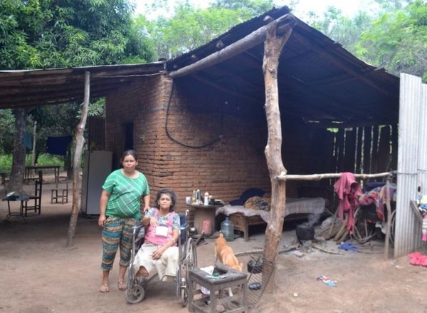 Liberan a usuaria de millonario pago a ANDE - Edicion Impresa - ABC Color