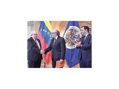 Enviado de Guaidó asume como embajador  ante OEA