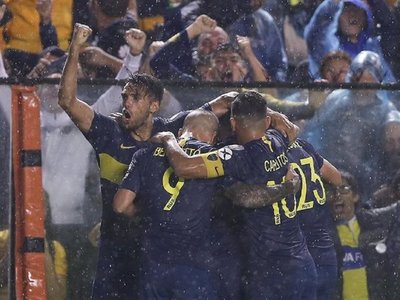 Boca goleó a Jorge Wilstermann y se perfila para los octavos de final