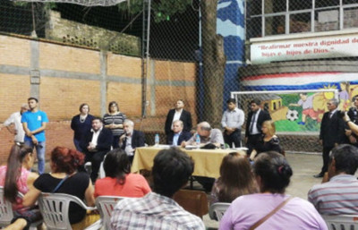 "Vamos a redactar de vuelta el convenio con las correcciones suge ...