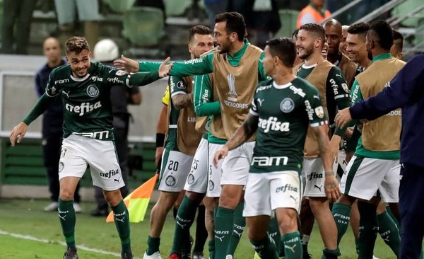 HOY / Palmeiras elimina al Junior y queda a un paso de la clasificación