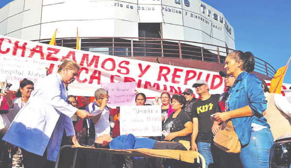 Marcharon para exigir insumos y remedios | Diario Vanguardia 07