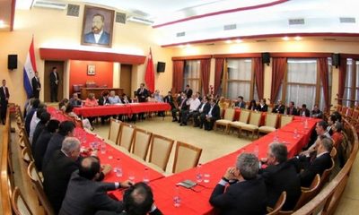 Parlamentarios colorados se reunieron en busca de unidad partidaria