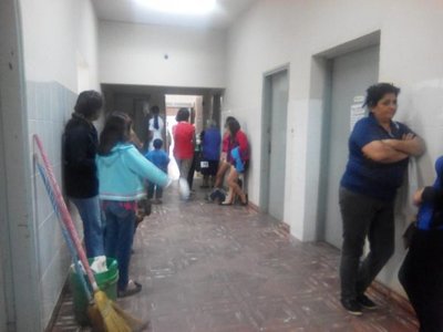 Hospital de Tobatí no cuenta con equipos básicos - Nacionales - ABC Color