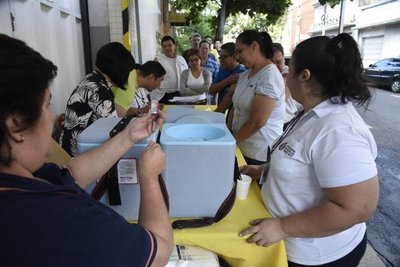 Vacunación contra gripe, frente a ABC Color - Nacionales - ABC Color