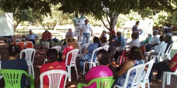 GOBERNACIÓN DE ITAPÚA REALIZÓ CAPACITACIÓN A PRODUCTORES DE GRAL. DELGADO.