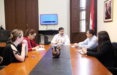 Avanzan los trabajos de organización del Primer Mercado de Industrias Creativas del Paraguay | .::Agencia IP::.