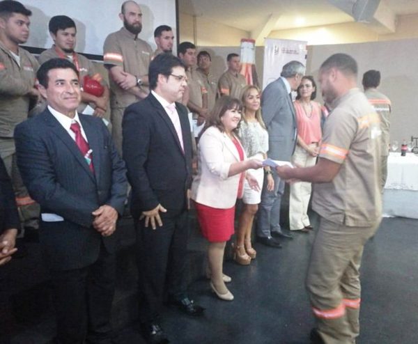 150 operarios de empresa de refrescos fueron capacitados - ADN Paraguayo