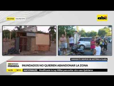 Inundados no quieren dejar la plaza - Tv - ABC Color