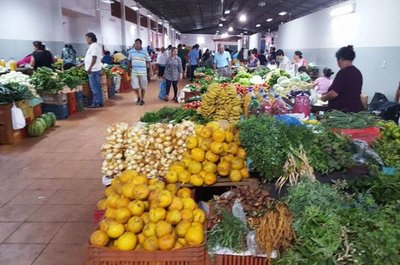 Pequeños productores ofrecen alimentos frescos para Semana Santa - ADN Paraguayo