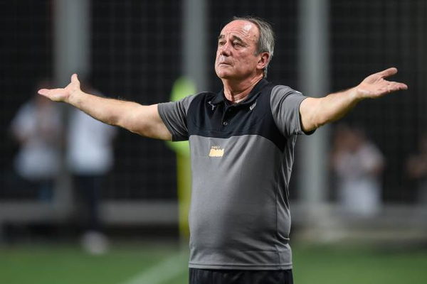 Atlético Mineiro destituye a Levir Culpi