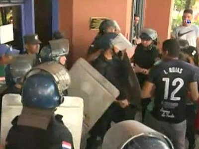 Tensión en J. Augusto Saldívar por denuncias de corrupción | Paraguay en Noticias