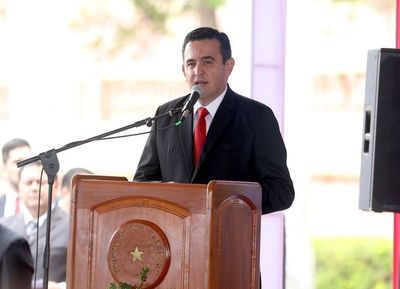 Petta se salva de la interpelación