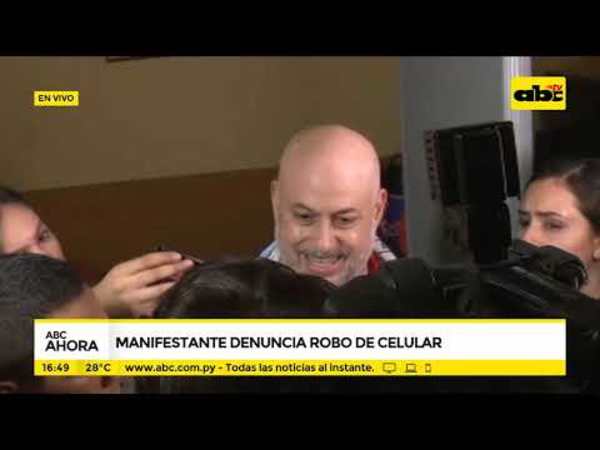 Manifestante denuncia a policía por robo - Tv - ABC Color