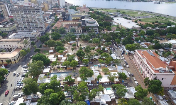 Damnificados no quieren salir de plaza del Cabildo – Prensa 5