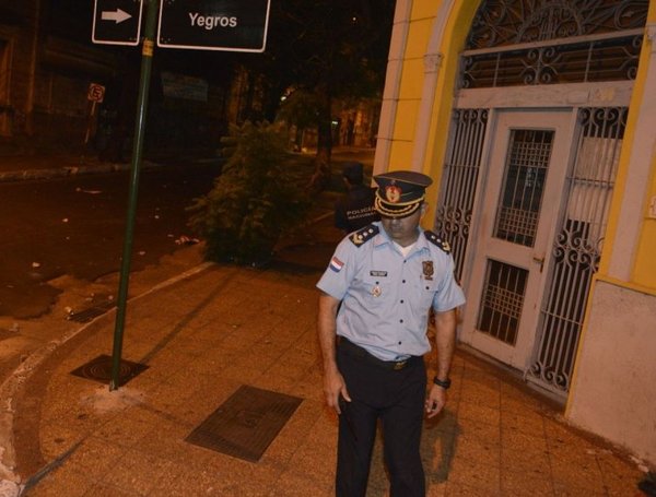 Senado niega ascenso a comisarios del caso “31M” - Nacionales - ABC Color