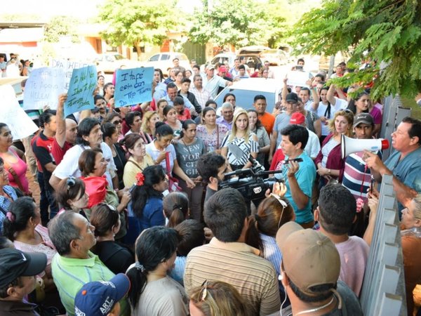 Denuncian "presión política" para destituir a directora de IV Región Sanitaria