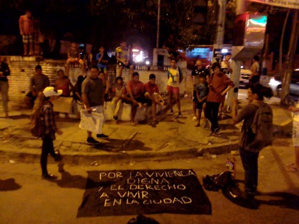 Bañadenses cerraron Artigas y siguen reclamando soluciones