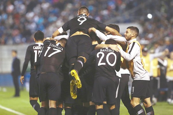 CHAMOT: “Una señal de grandeza”