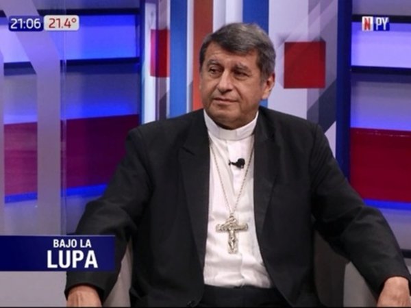 Monseñor: "Marito tiene buena intención, pero el problema es su primer anillo"