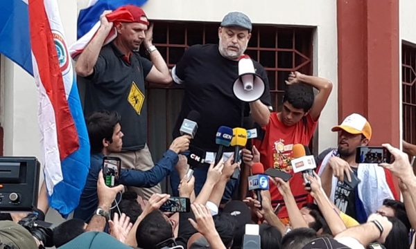 Durante suspensión, Payo Cubas hará de “guía familiar”