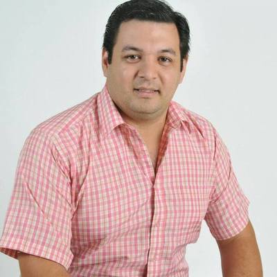 Teddy pide fin de extorsión en y el uso de dinero público en campaña