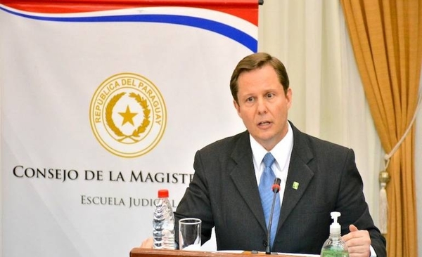 Abdo da luz verde a Martínez Simón para asumir como ministro de la Corte Suprema | Paraguay en Noticias